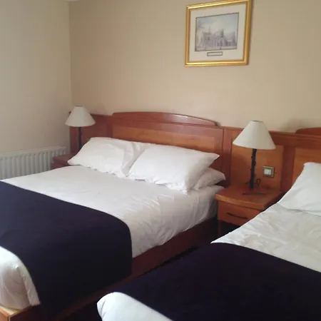 Kilford Arms Hotel 3*