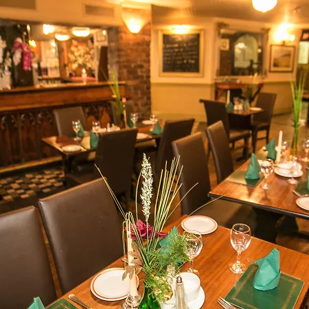 Kilford Arms Hotel 3*