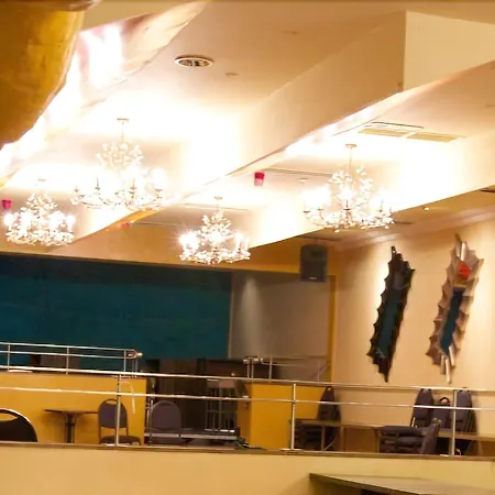 호텔 Kilford Arms 3*