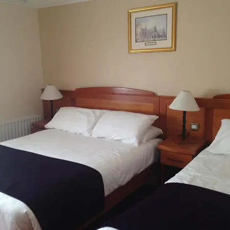 Kilford Arms Hotel 3*