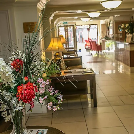 Kilford Arms Hotel 3*