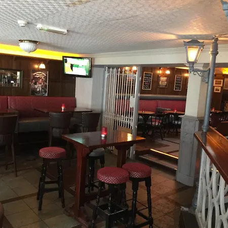Kilford Arms Hotel 3*